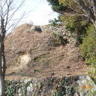 本丸北側の石垣土塁城塁東先端断面奇麗に観える