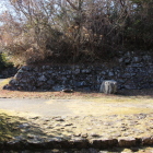 大手道の突当りは本丸東石垣への食違い