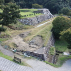 楯蔵曲輪石垣と腰曲輪石垣