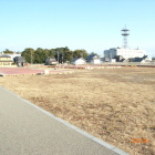 復元僧房と講堂を眺める