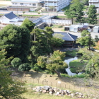 宝隆院庭園を二の丸より望む