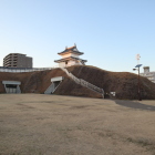 土塁内側清明台