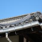 棟瓦に三葉葵紋