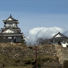 南から模擬天守を望む