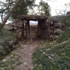 本丸石組み登城口　外側から