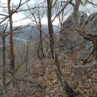 袿掛岩南面の断崖