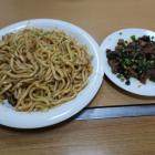 くいしん坊・ホルモンうどん（大盛）とすじポン