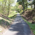 馬出・三の丸間の遊歩道