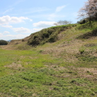 北西より大竪堀を中心に見る