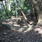 本丸西下の横堀一段下がって北へ続く