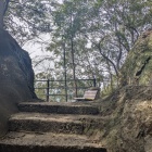 二の丸手前の堀切