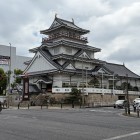 天守風建物
