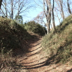 二の丸(右)と南出丸(左)間の堀