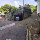 右側に案内標柱アリ