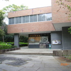 浜松市美術館玄関エントランス
