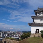 丸亀城から