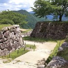 ④	三ノ丸から見た大手門（桝形虎口）