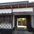 ②旧児玉家長屋門