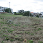 道を西側の土塁と堀跡らしい