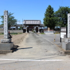 木部城主廟所の碑の在る門前