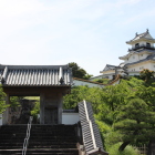 四脚門と天守閣