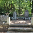 移設してきた青山父子墓碑