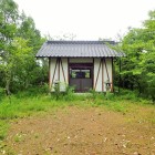 ③主郭にある神社