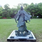 ⑩江雪左文字(三の丸)と天守閣遠景