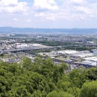 ⑦	旗立松展望台から眺めた山崎合戦場