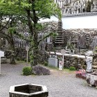 ②	明智一族の墓（西教寺）