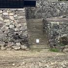 大手門横長櫓　石段と石垣
