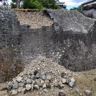 ①	数寄屋丸二階櫓の石垣崩落