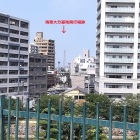 ⑦	天守台から大分基地があった方向を眺める