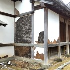 ③	本丸御殿の白漆喰崩落