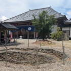 井戸と本堂