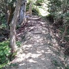 ⑤	500ｍも続く巨大な土塁