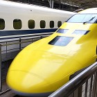 ⑩	ドクターイエロー（新大阪駅ホームにて）