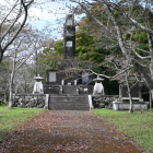 南台・忠霊塔