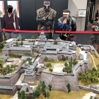 ⑦	これは見事じゃ～！（武者たちも驚く熊本城の超精巧な模型）